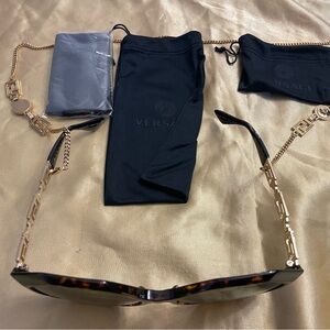 Versace Sunglasses with Chain NEW FULL INCLUSION